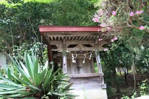 堂山王子神社の末社