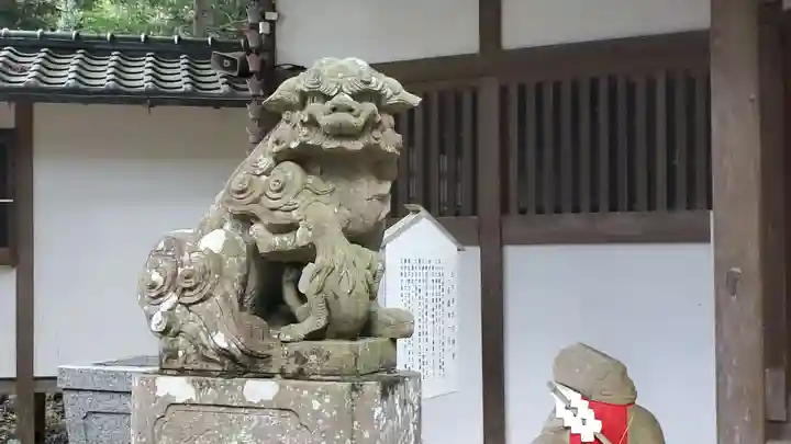 日吉神社の狛犬