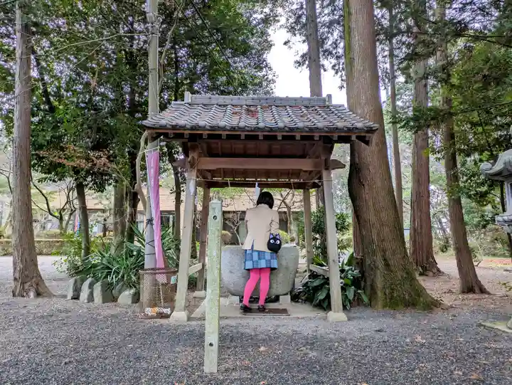 阿自賀神社の手水舎