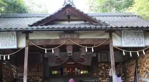 桃太郎神社（栗栖）の本殿・本堂