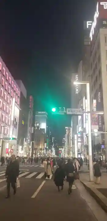 三囲神社銀座摂社の周辺