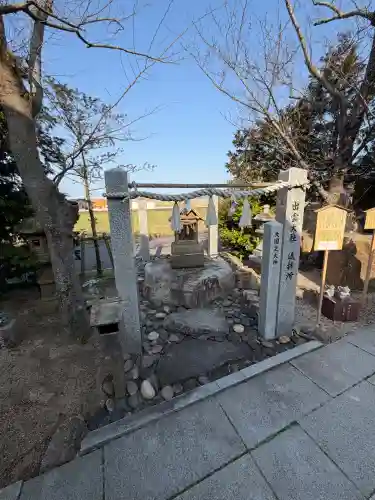 万九千社の{uncategorized: "未分類", other: "その他", undefined: "問題あり", building: "その他建物", grave: "お墓", sacred_gate: "鳥居", guardian: "狛犬", statue: "像", buddha: "仏像", history: "歴史", nature: "自然", garden: "庭園", animal: "動物", pagoda: "塔", temizu: "手水舎", mountain_gate: "山門・神門", sanctuary: "本殿・本堂", subordinate: "末社・摂社", art: "芸術", scenery: "景色", jizo: "地蔵", ema: "絵馬", goshuin: "御朱印", omikuji: "おみくじ", items: "授与品その他", amulet: "お守り", goshuincho: "御朱印帳", eats: "食事", festival: "お祭り", votive_dance: "神楽", shichigosan: "七五三参", wedding: "結婚式", experience: "体験その他", initially: "初詣", around: "周辺", anti_infection: "感染症対策"}