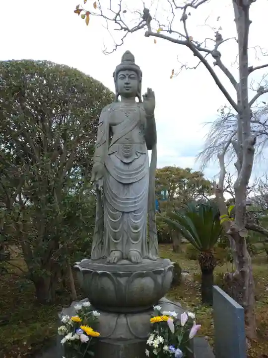 浄雲寺の像