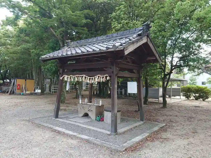 八幡神社の手水舎