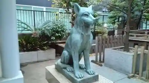 宮益御嶽神社の狛犬