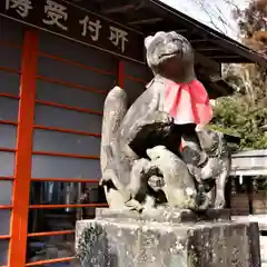 三光稲荷神社の狛犬