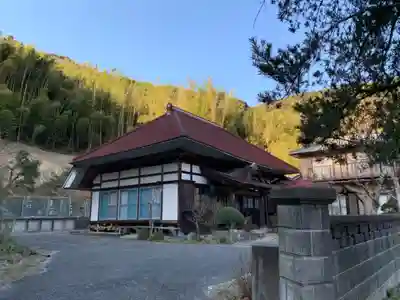 長善寺の本殿・本堂
