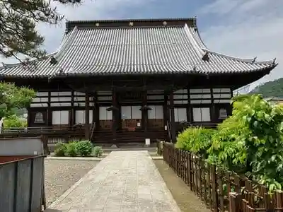西方寺の本殿
