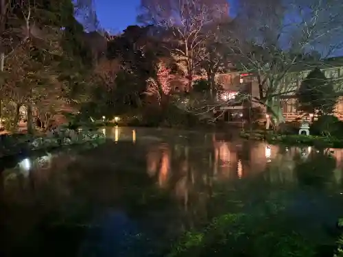 富士山本宮浅間大社の{uncategorized: "未分類", other: "その他", undefined: "問題あり", building: "その他建物", grave: "お墓", sacred_gate: "鳥居", guardian: "狛犬", statue: "像", buddha: "仏像", history: "歴史", nature: "自然", garden: "庭園", animal: "動物", pagoda: "塔", temizu: "手水舎", mountain_gate: "山門・神門", sanctuary: "本殿・本堂", subordinate: "末社・摂社", art: "芸術", scenery: "景色", jizo: "地蔵", ema: "絵馬", goshuin: "御朱印", omikuji: "おみくじ", items: "授与品その他", amulet: "お守り", goshuincho: "御朱印帳", eats: "食事", festival: "お祭り", votive_dance: "神楽", shichigosan: "七五三参", wedding: "結婚式", experience: "体験その他", initially: "初詣", around: "周辺", anti_infection: "感染症対策"}