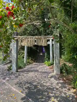 堤八幡宮の鳥居