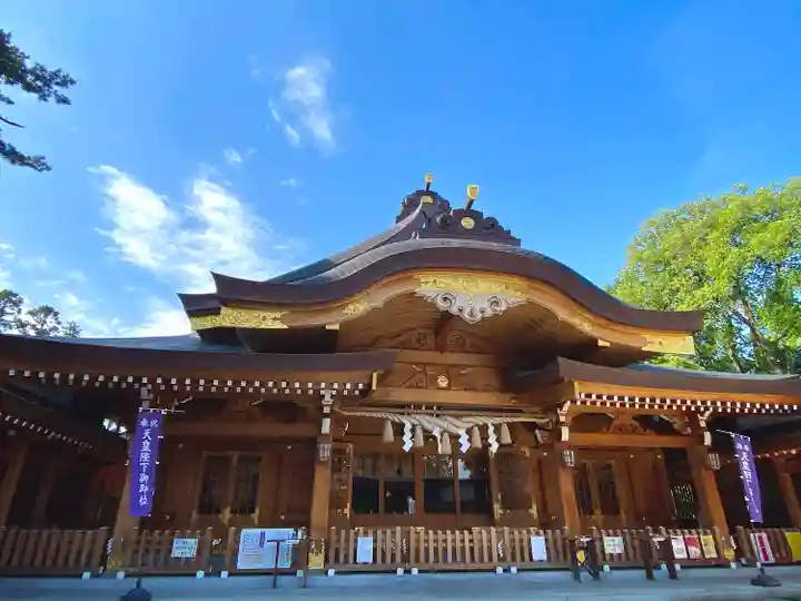 亀ケ池八幡宮の本殿・本堂