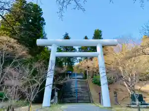 土津神社|こどもと出世の神さまの鳥居(2021年04月04日(日) 17時32分20秒投稿)