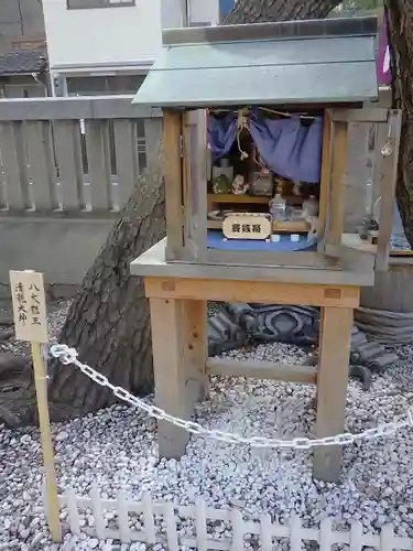 塚本神社の末社・摂社