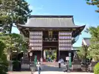 北野天満宮の{uncategorized: "未分類", other: "その他", undefined: "問題あり", building: "その他建物", grave: "お墓", sacred_gate: "鳥居", guardian: "狛犬", statue: "像", buddha: "仏像", history: "歴史", nature: "自然", garden: "庭園", animal: "動物", pagoda: "塔", temizu: "手水舎", mountain_gate: "山門・神門", sanctuary: "本殿・本堂", subordinate: "末社・摂社", art: "芸術", scenery: "景色", jizo: "地蔵", ema: "絵馬", goshuin: "御朱印", omikuji: "おみくじ", items: "授与品その他", amulet: "お守り", goshuincho: "御朱印帳", eats: "食事", festival: "お祭り", votive_dance: "神楽", shichigosan: "七五三参", wedding: "結婚式", experience: "体験その他", initially: "初詣", around: "周辺", anti_infection: "感染症対策"}