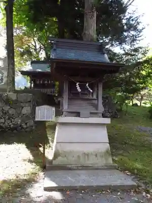 諏訪大社上社前宮の末社・摂社