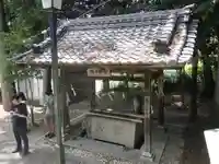 八幡神社(市之倉町)の手水舎