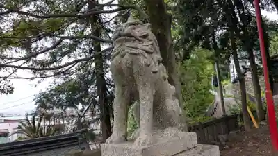 八幡朝見神社の狛犬
