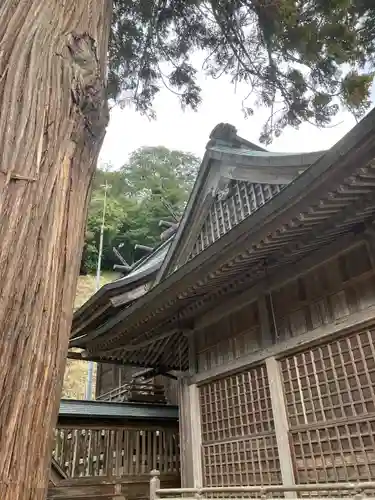 須我神社の本殿