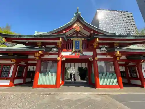 日枝神社の山門