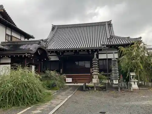 聞名寺の本殿・本堂