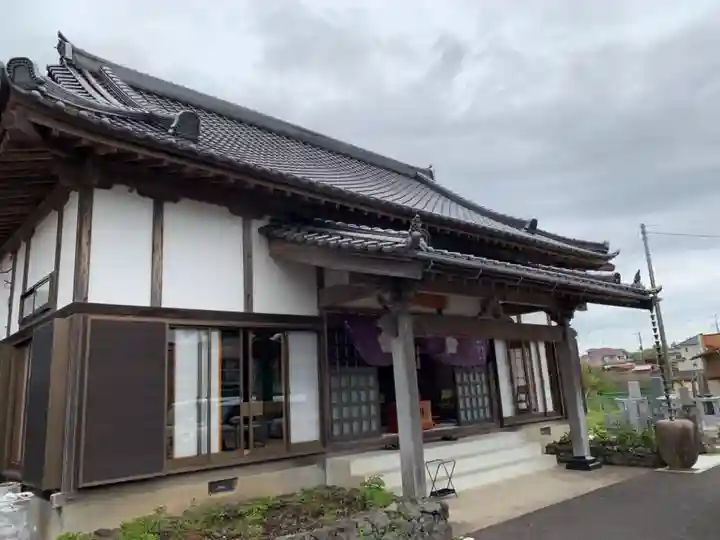 医光寺の本殿・本堂