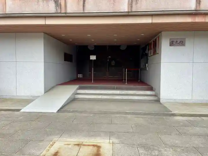 成田山平和大塔の{uncategorized: "未分類", other: "その他", undefined: "問題あり", building: "その他建物", grave: "お墓", sacred_gate: "鳥居", guardian: "狛犬", statue: "像", buddha: "仏像", history: "歴史", nature: "自然", garden: "庭園", animal: "動物", pagoda: "塔", temizu: "手水舎", mountain_gate: "山門・神門", sanctuary: "本殿・本堂", subordinate: "末社・摂社", art: "芸術", scenery: "景色", jizo: "地蔵", ema: "絵馬", goshuin: "御朱印", omikuji: "おみくじ", items: "授与品その他", amulet: "お守り", goshuincho: "御朱印帳", eats: "食事", festival: "お祭り", votive_dance: "神楽", shichigosan: "七五三参", wedding: "結婚式", experience: "体験その他", initially: "初詣", around: "周辺", anti_infection: "感染症対策"}