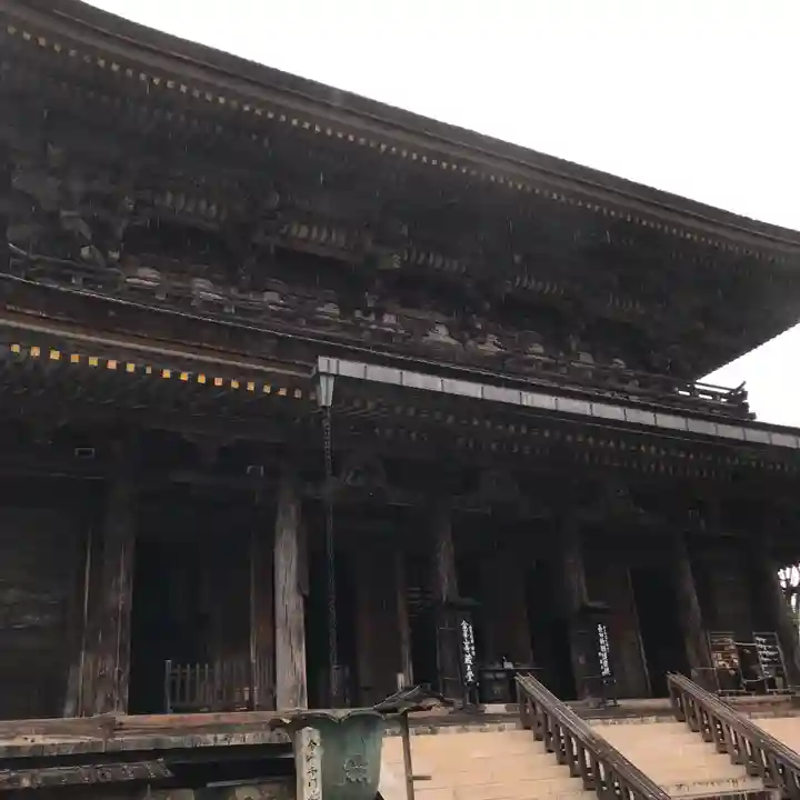 金峯山寺の本殿・本堂