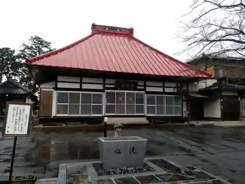 長明寺の本殿