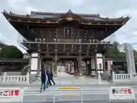 成田山新勝寺の山門・神門