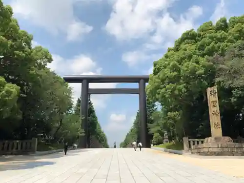 靖國神社の鳥居