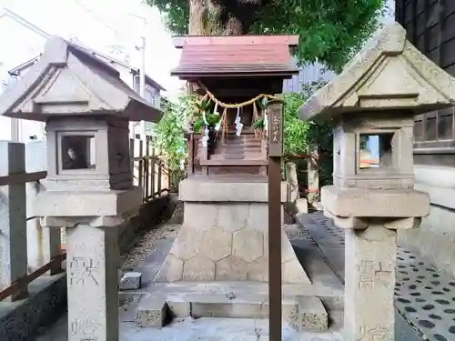 石神社の末社