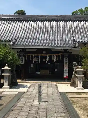 片埜神社の本殿