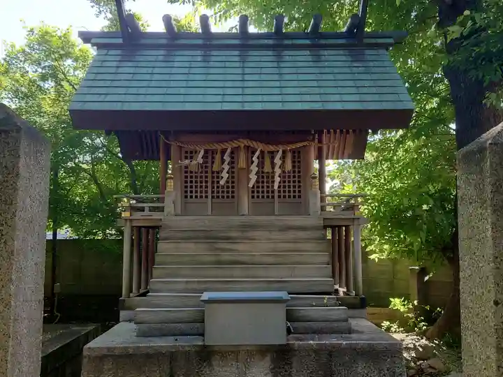 呉服神社の末社・摂社