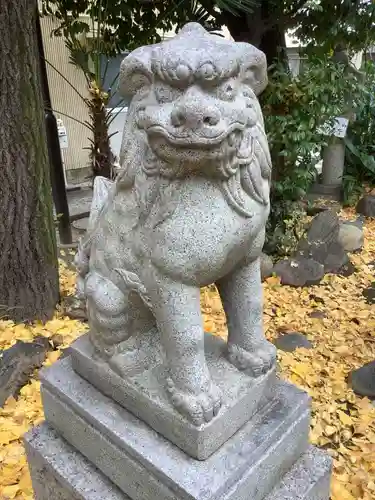 八王子神社　春日神社の狛犬