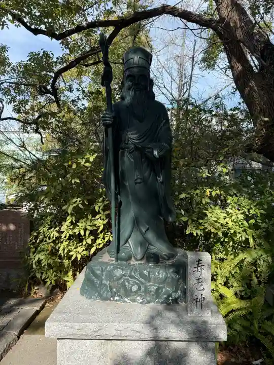 真田山 三光神社の{uncategorized: "未分類", other: "その他", undefined: "問題あり", building: "その他建物", grave: "お墓", sacred_gate: "鳥居", guardian: "狛犬", statue: "像", buddha: "仏像", history: "歴史", nature: "自然", garden: "庭園", animal: "動物", pagoda: "塔", temizu: "手水舎", mountain_gate: "山門・神門", sanctuary: "本殿・本堂", subordinate: "末社・摂社", art: "芸術", scenery: "景色", jizo: "地蔵", ema: "絵馬", goshuin: "御朱印", omikuji: "おみくじ", items: "授与品その他", amulet: "お守り", goshuincho: "御朱印帳", eats: "食事", festival: "お祭り", votive_dance: "神楽", shichigosan: "七五三参", wedding: "結婚式", experience: "体験その他", initially: "初詣", around: "周辺", anti_infection: "感染症対策"}