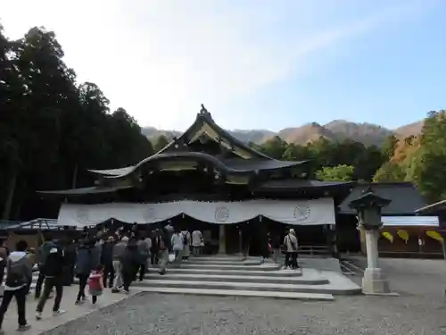 彌彦神社の本殿