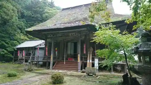 瓦屋寺の本殿・本堂
