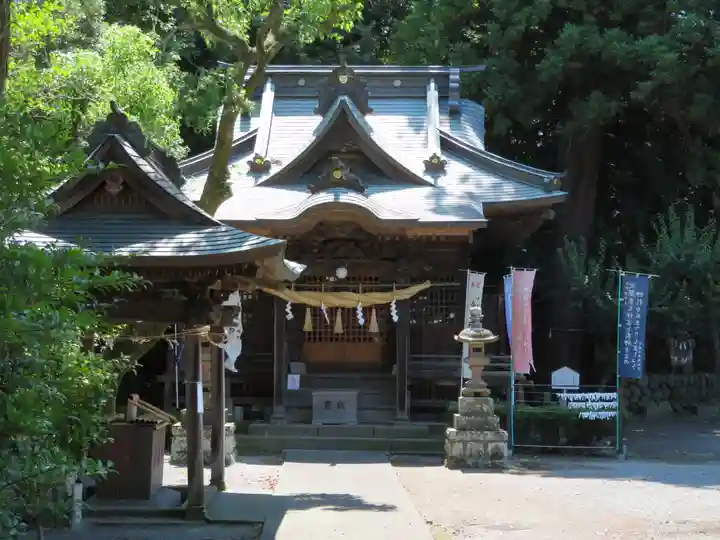 中津神社の本殿・本堂