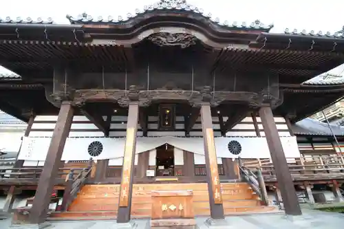 善光寺大勧進の本殿・本堂