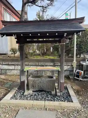 白旗神社（品濃白旗神社）の手水舎