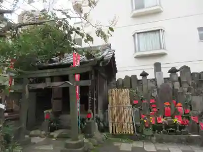 榮久山大法寺の鳥居