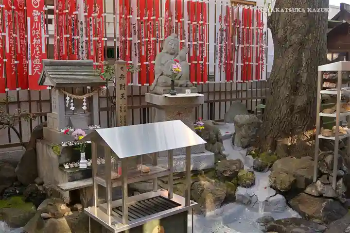 豊川稲荷東京別院の山門・神門