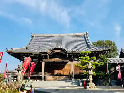 萬徳寺の本殿・本堂