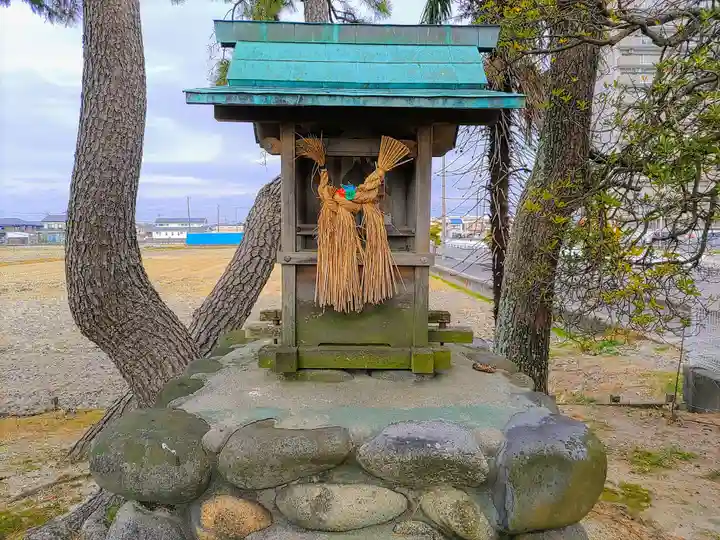 白山社(百島町)の本殿・本堂