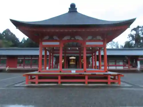 美濃國一宮　南宮大社の本殿・本堂