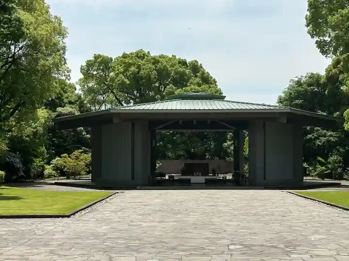 千鳥ヶ淵戦没者墓苑(東京都)