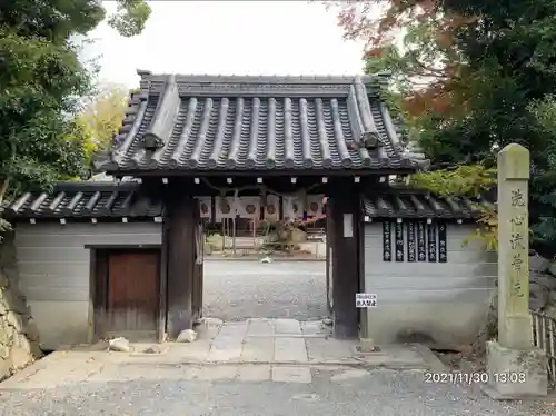 水無瀬神宮の山門