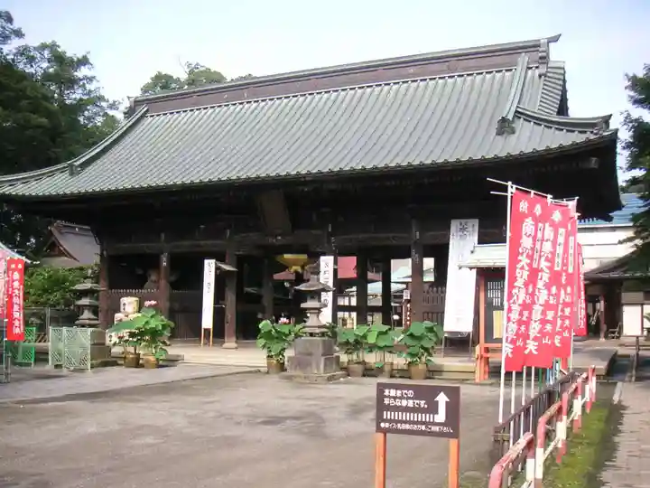 妻沼聖天山歓喜院の山門・神門