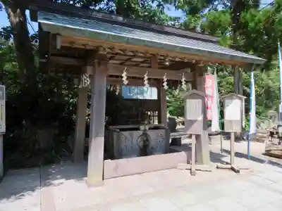 天津神明宮の手水舎