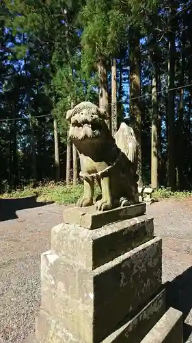 八幡神社の狛犬